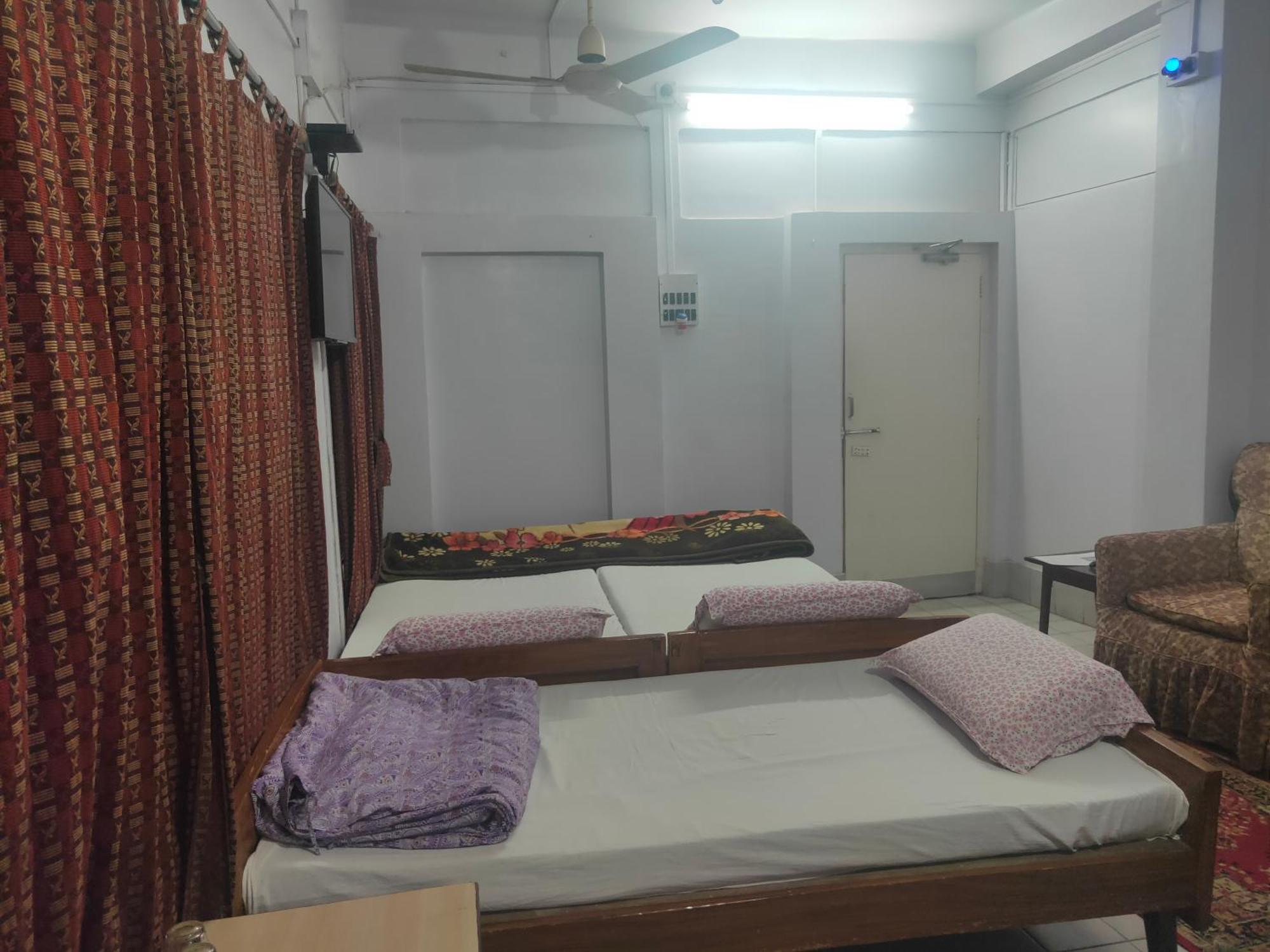 Chaiti Lodge - Santiniketan Bolpur Oda fotoğraf